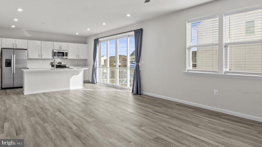 6360 POINTER LANE