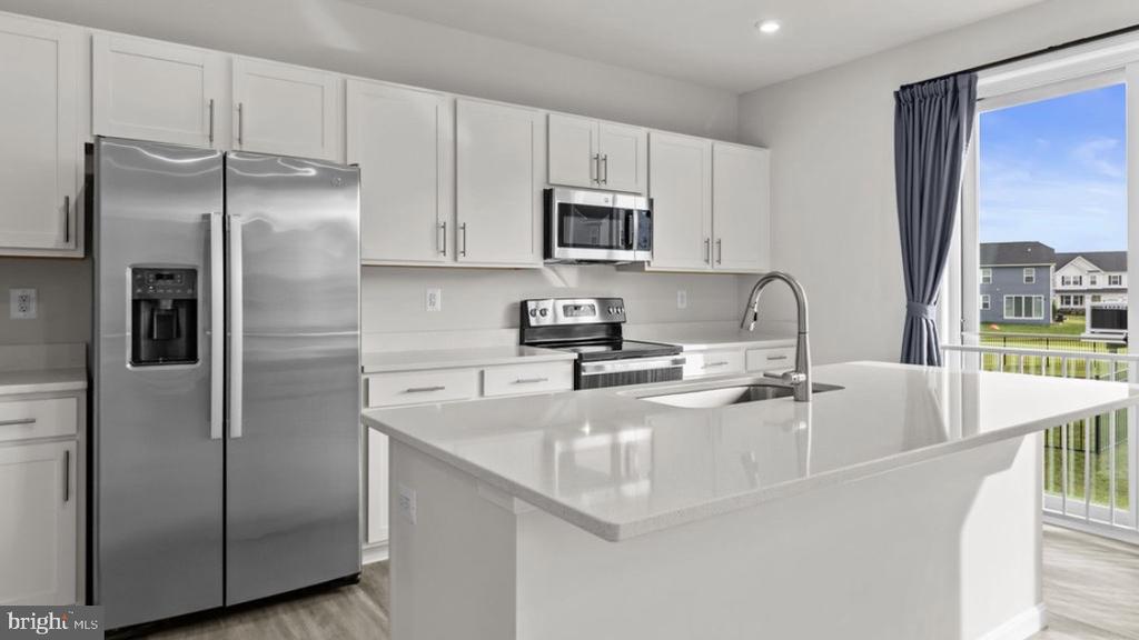 6360 POINTER LANE