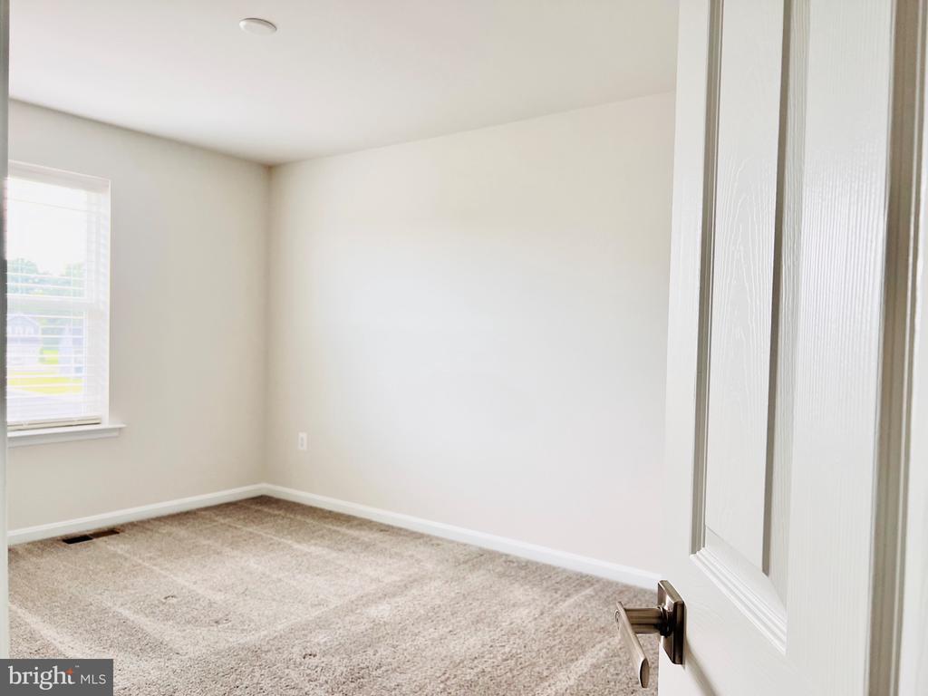 6360 POINTER LANE