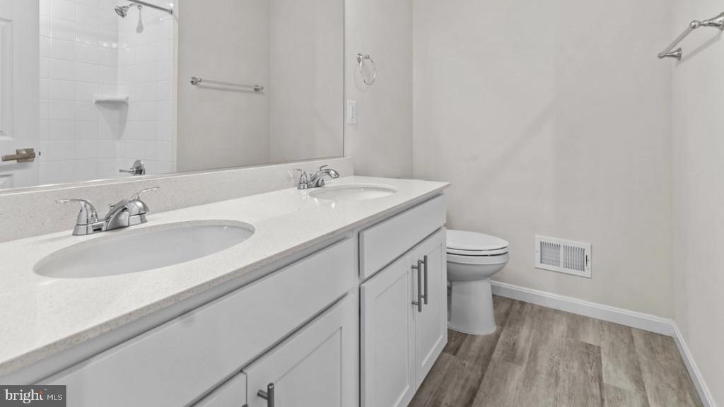 6360 POINTER LANE