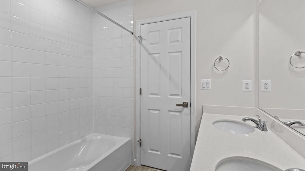 6360 POINTER LANE