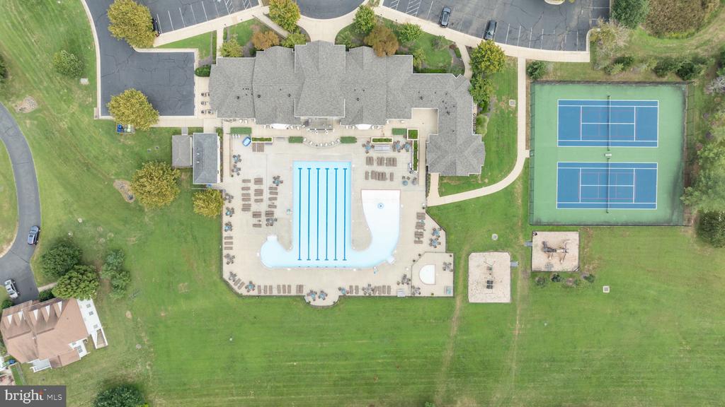 5921 COAKLEY DRIVE