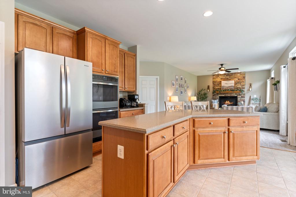 5921 COAKLEY DRIVE