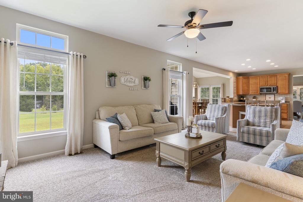 5921 COAKLEY DRIVE