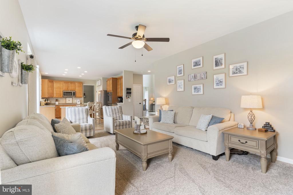 5921 COAKLEY DRIVE