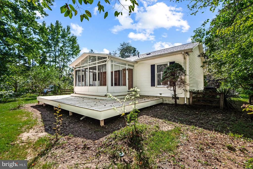 10137 MADISON DRIVE