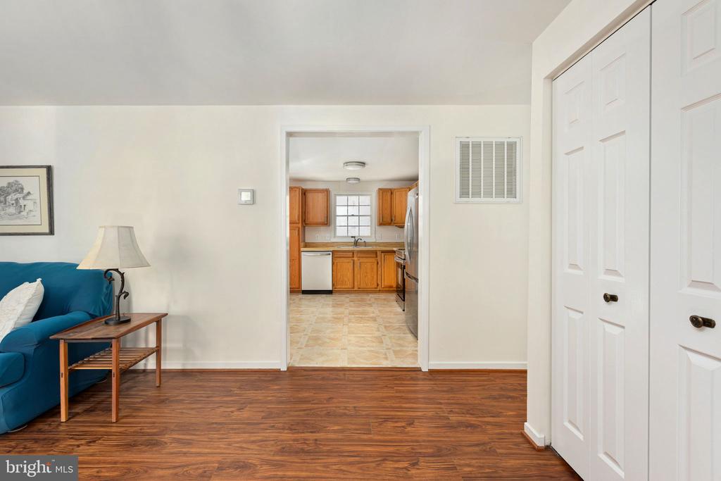 8112 HARRISON DRIVE