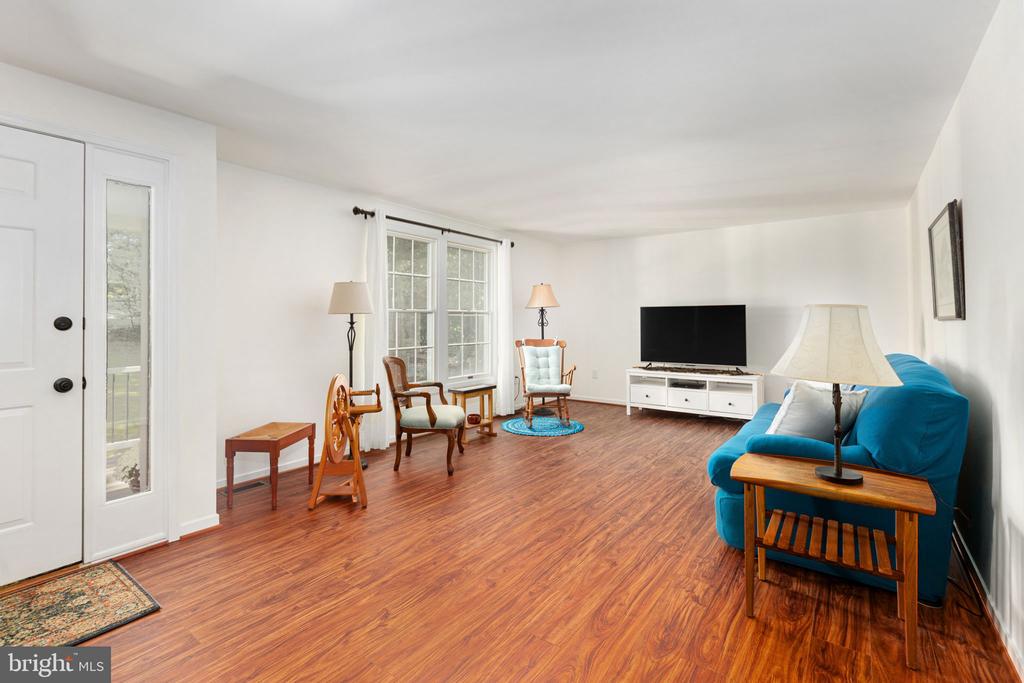 8112 HARRISON DRIVE