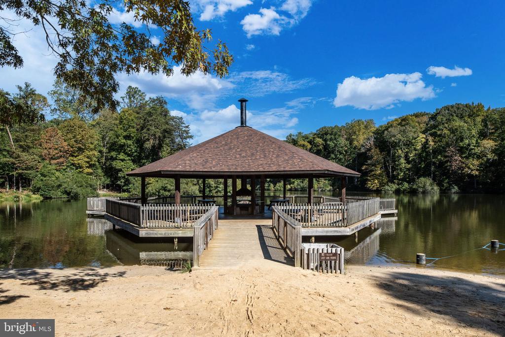 8112 HARRISON DRIVE