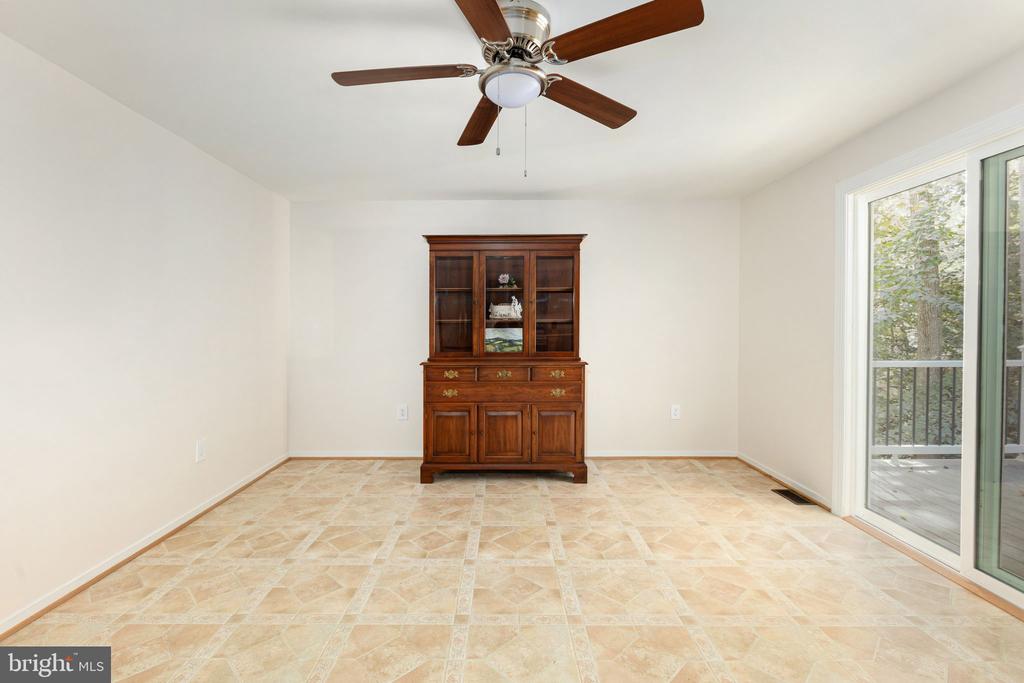 8112 HARRISON DRIVE