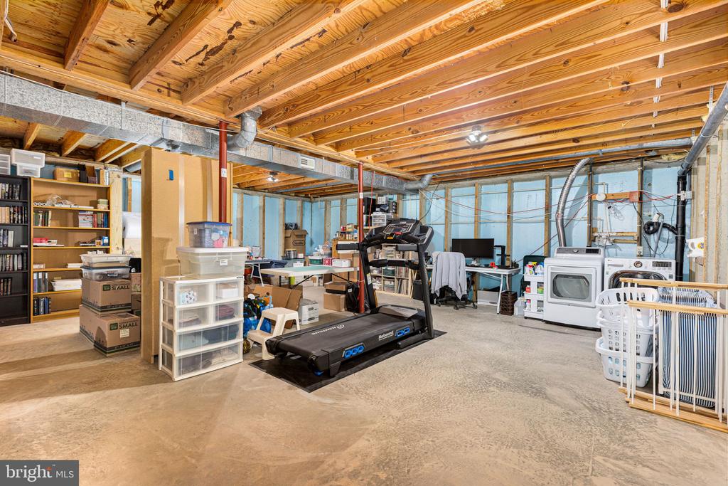 8112 HARRISON DRIVE