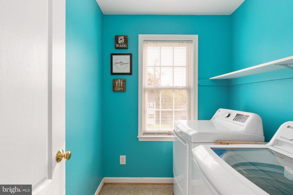 8271 MAMIES PLACE
