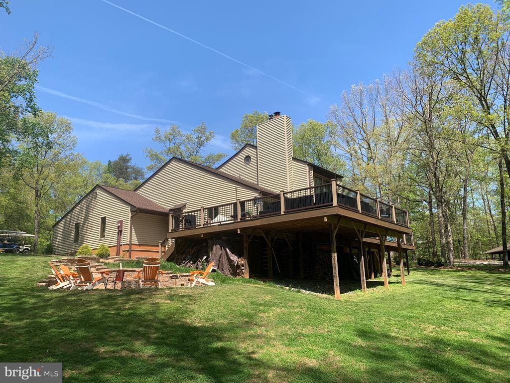 282 LAKEWAY ROAD