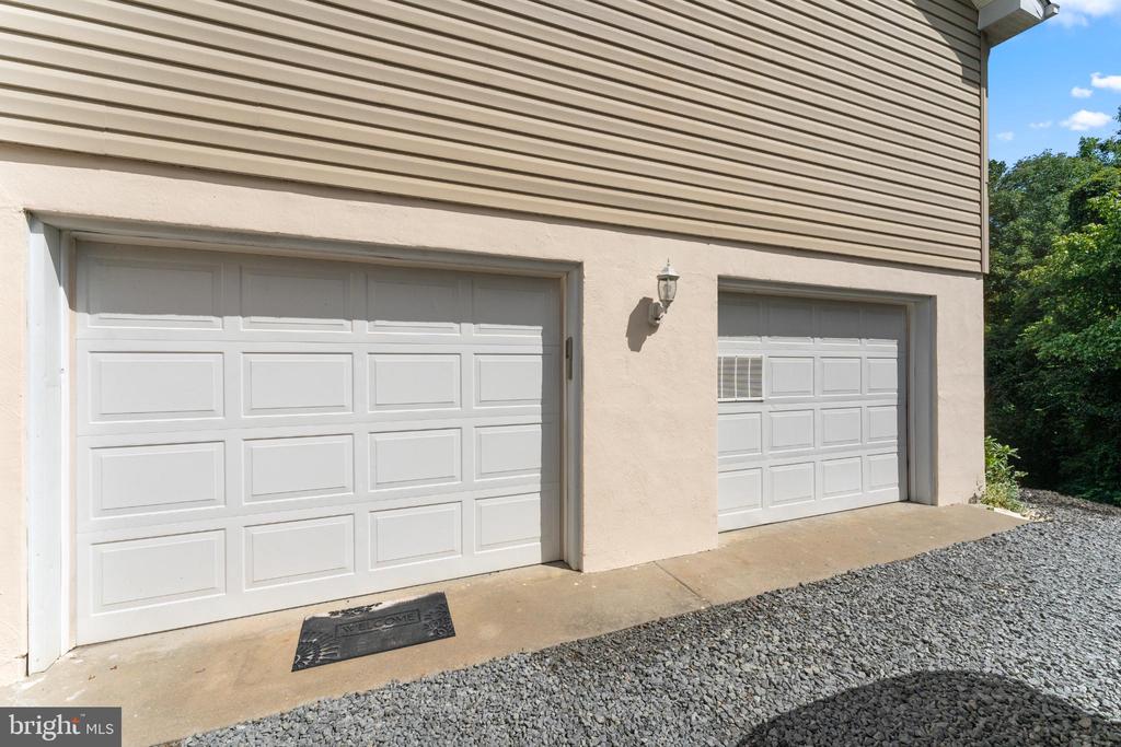 224 DERBY LANE