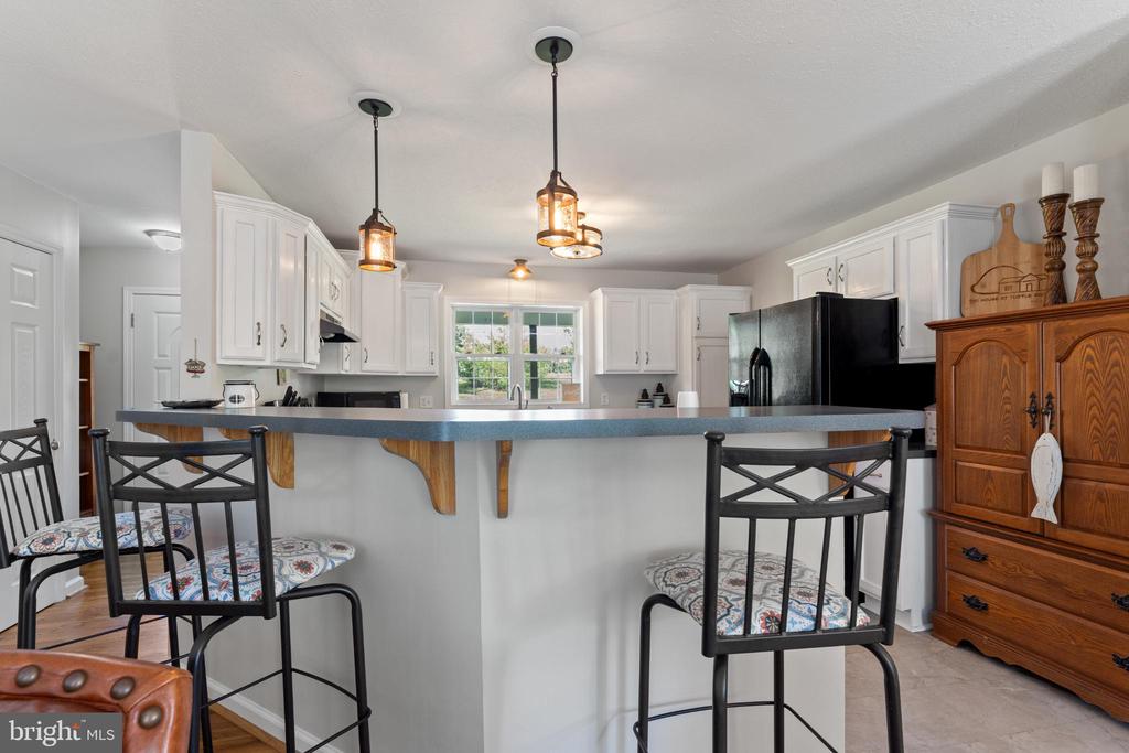 224 DERBY LANE