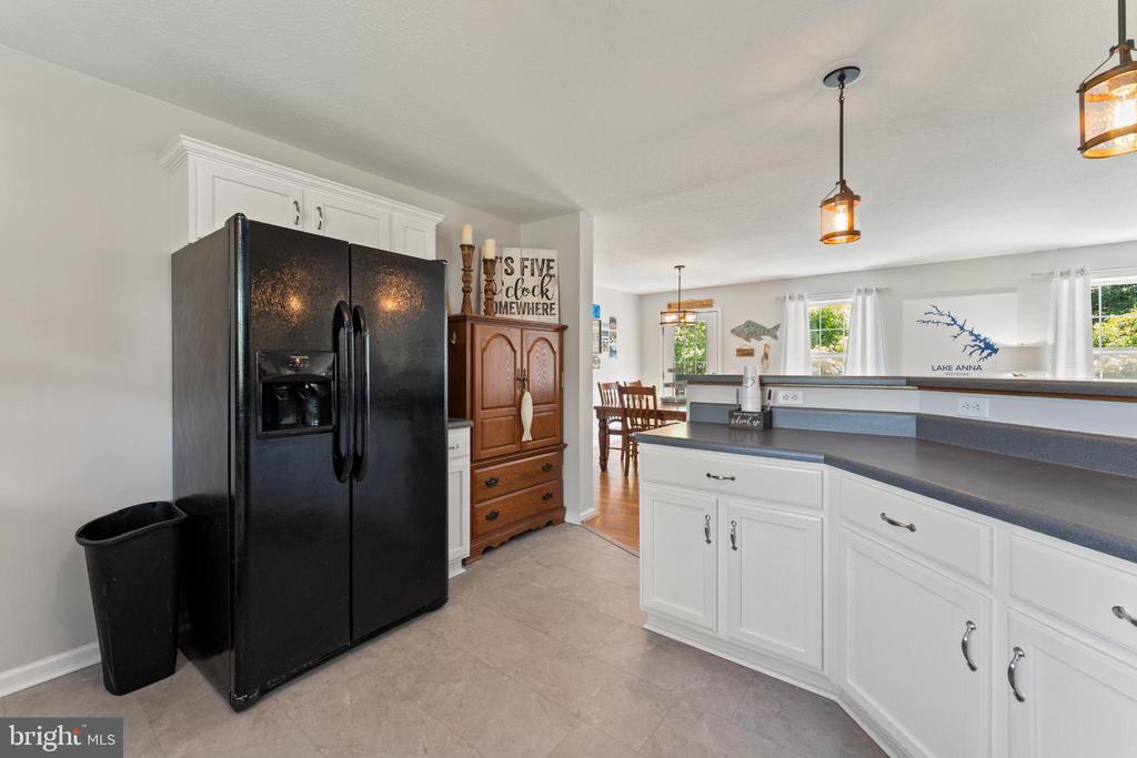 224 DERBY LANE