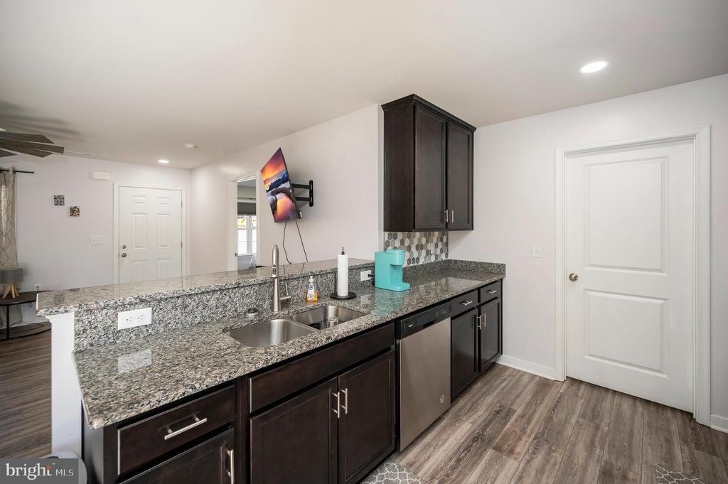 55 CEDAR CIRCLE
