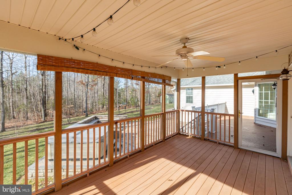 219 OAKWOOD DRIVE