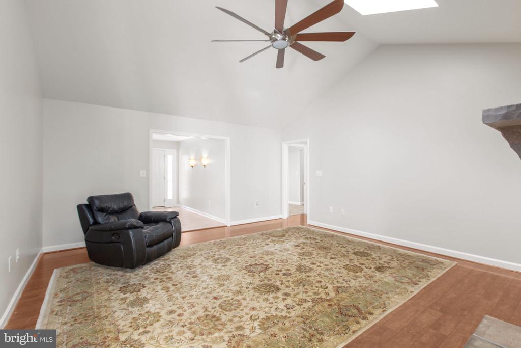 219 OAKWOOD DRIVE