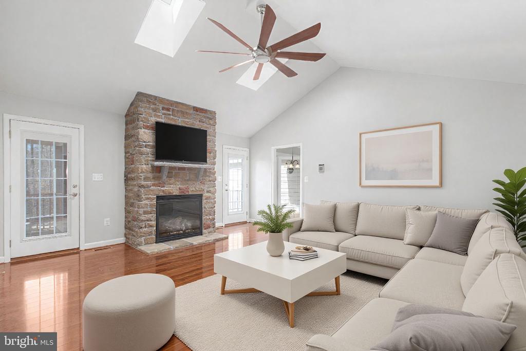 219 OAKWOOD DRIVE