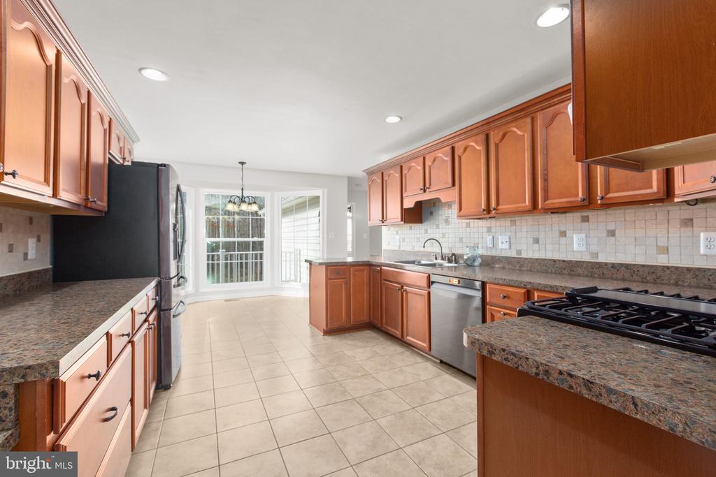 219 OAKWOOD DRIVE