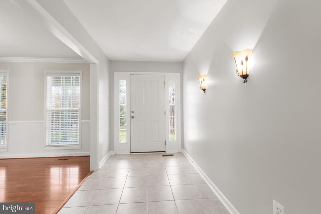 219 OAKWOOD DRIVE