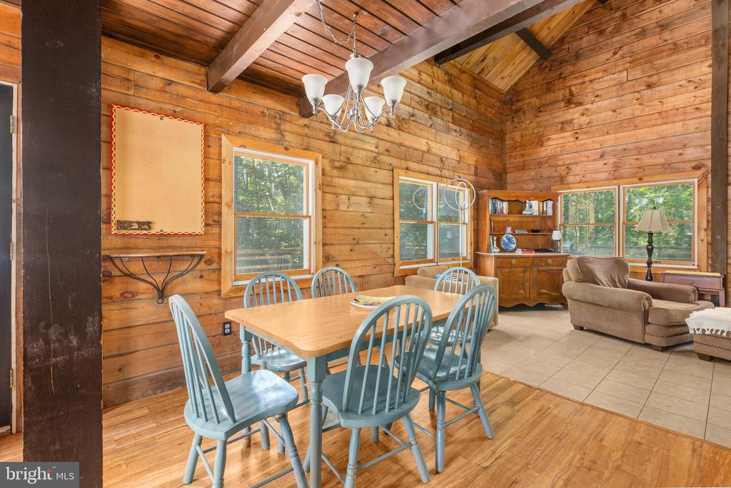 465 TURKEY TRAIL