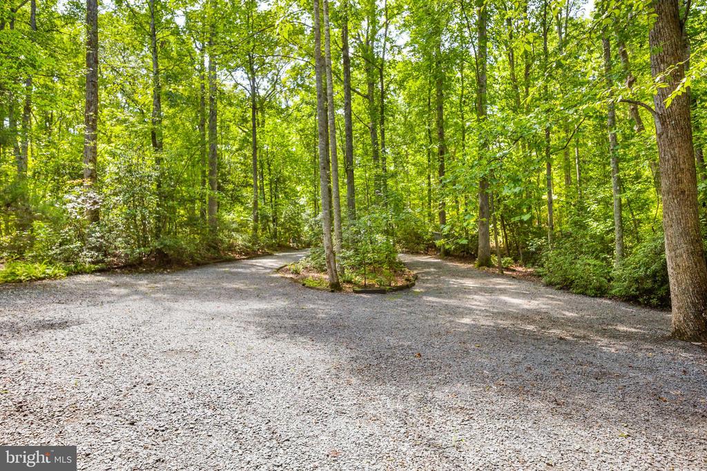 465 TURKEY TRAIL