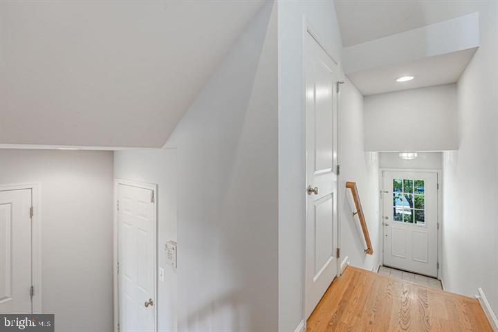 42502 DESOTO TERRACE