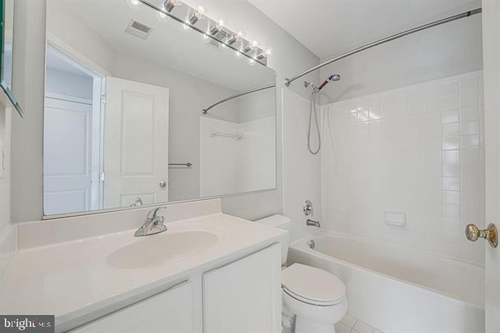 42502 DESOTO TERRACE