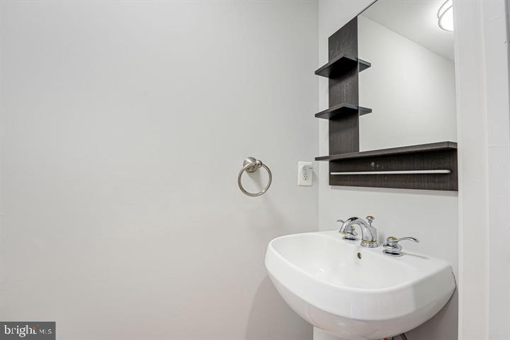 42502 DESOTO TERRACE