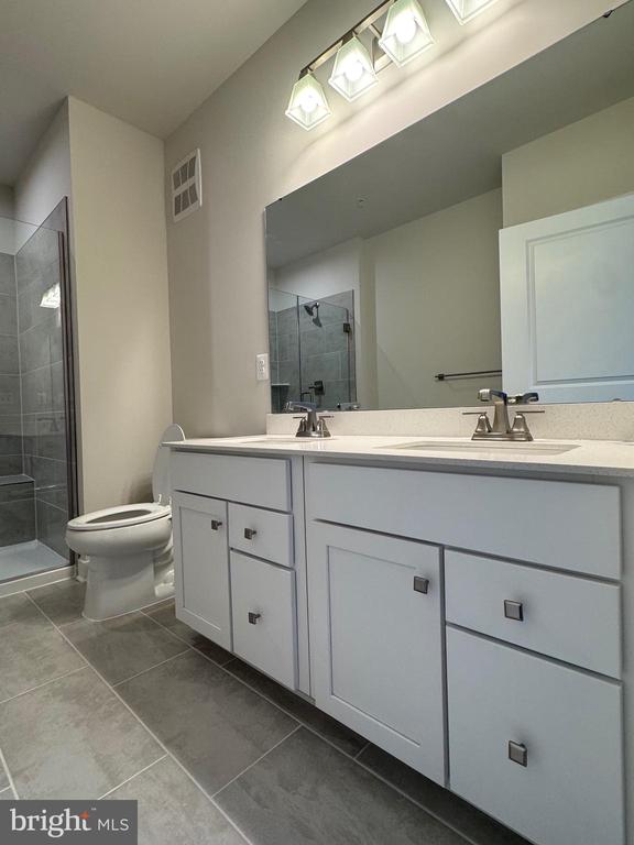 21460 MOUNT STERLING TER 100