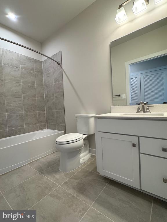 21460 MOUNT STERLING TER 100