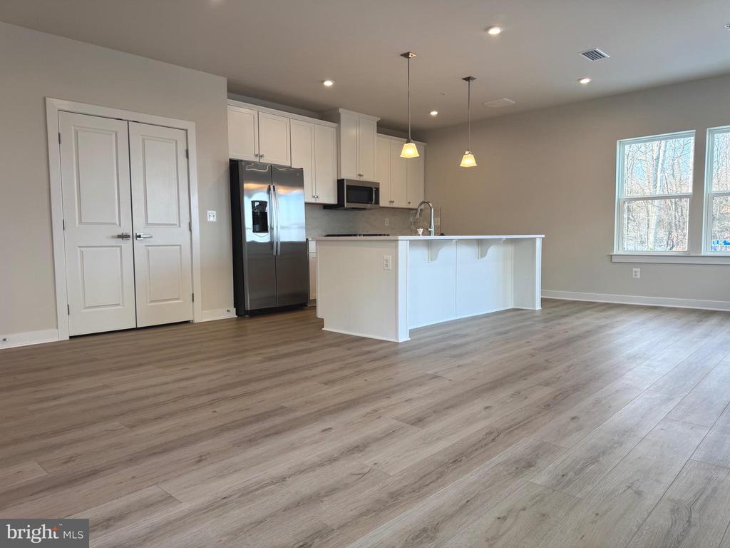 21460 MOUNT STERLING TER 100