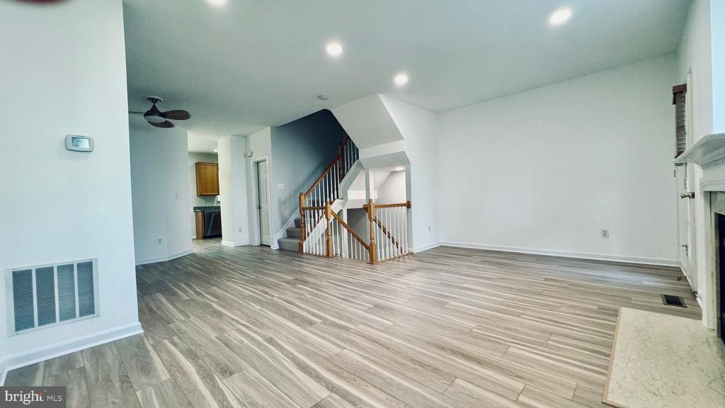 21779 KINGS CROSSING TERRACE