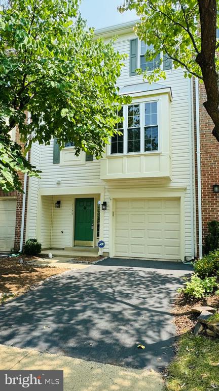 21779 KINGS CROSSING TERRACE
