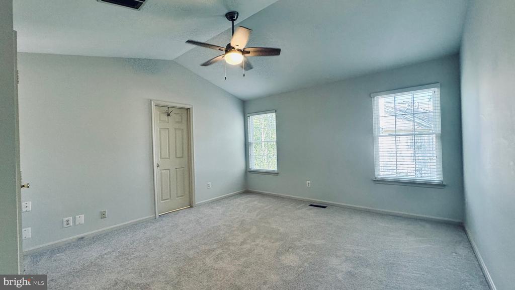 21779 KINGS CROSSING TERRACE