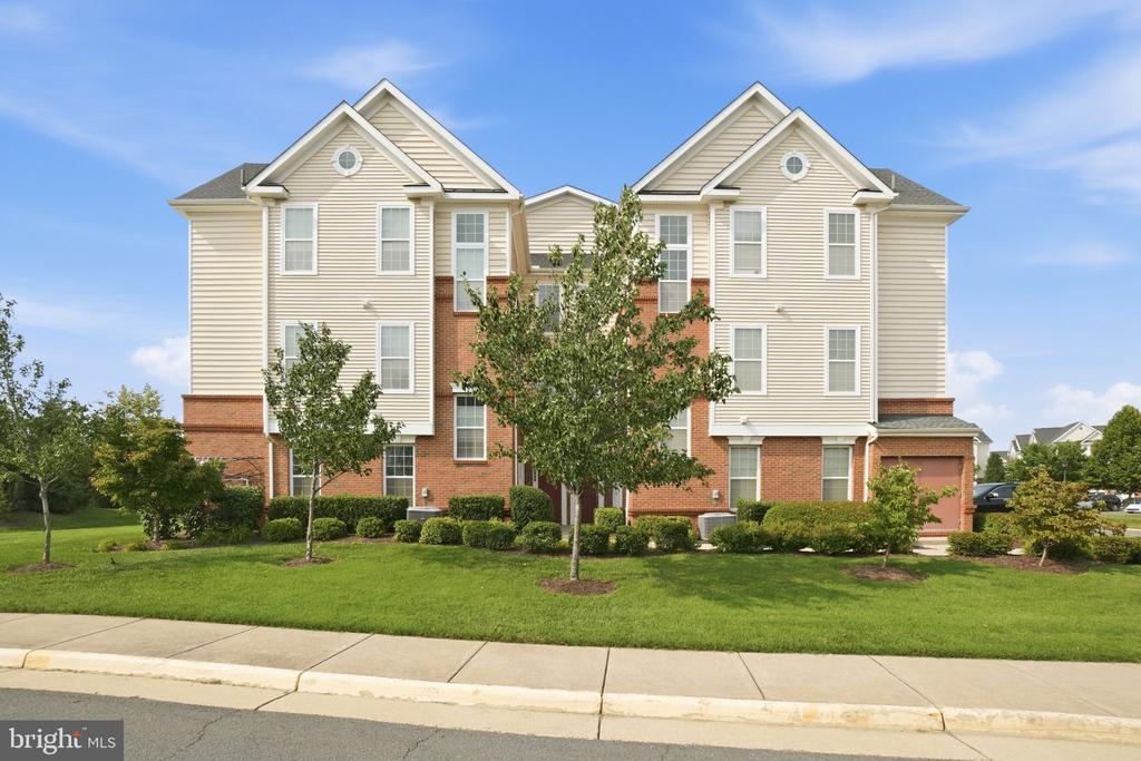 23315 MILLTOWN KNOLL SQUARE Unit: 102