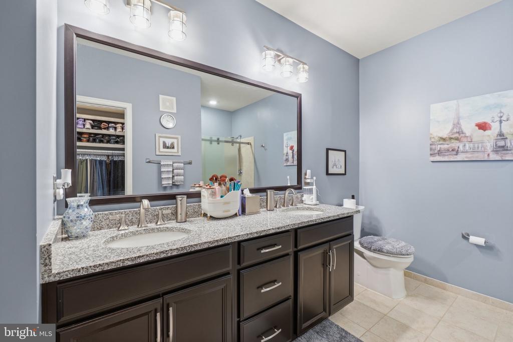 23315 MILLTOWN KNOLL SQUARE Unit: 102