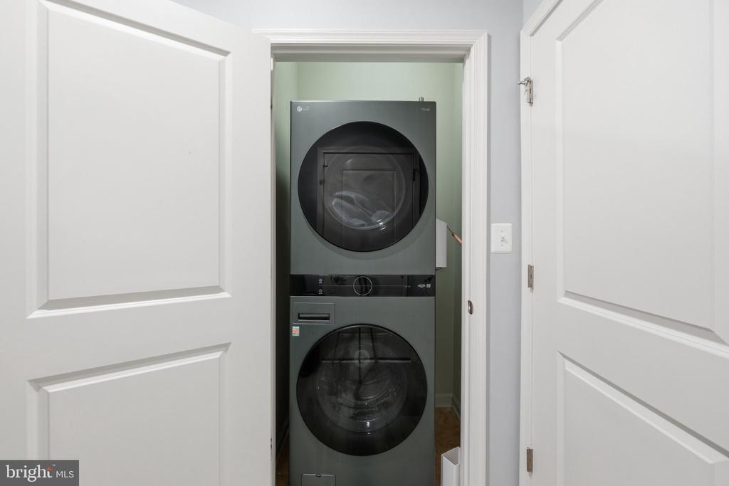 23315 MILLTOWN KNOLL SQUARE Unit: 102
