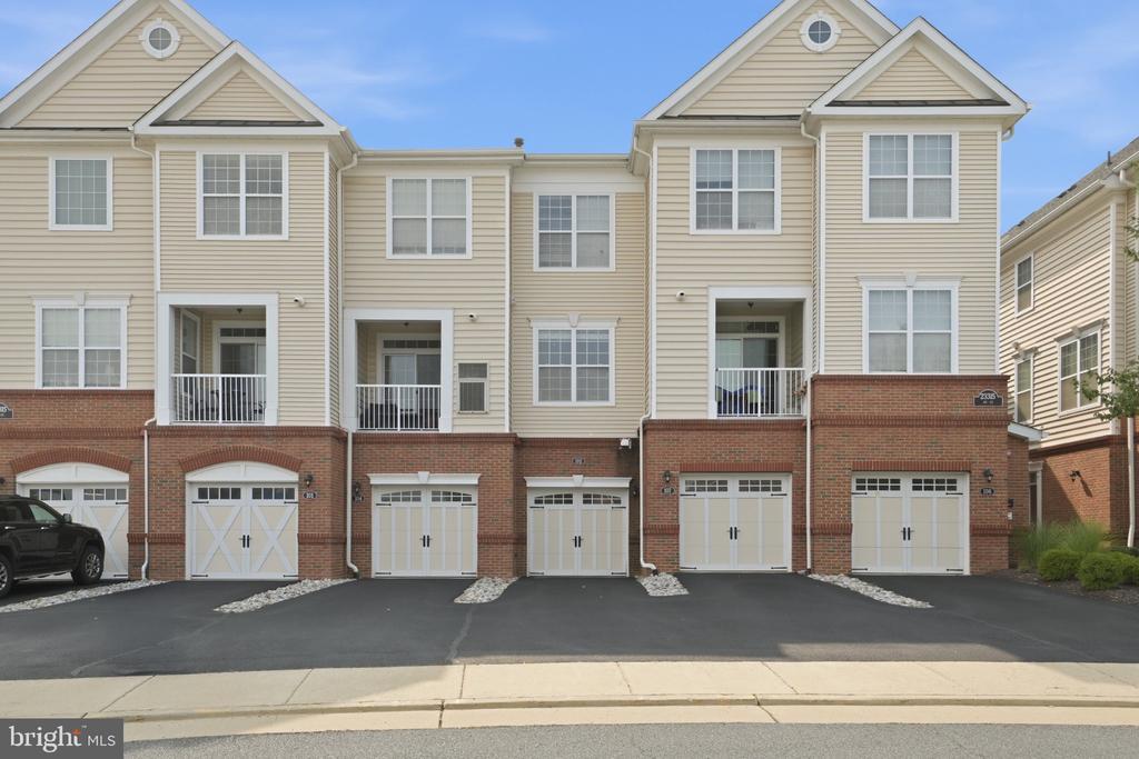 23315 MILLTOWN KNOLL SQUARE Unit: 102