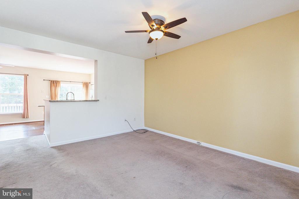 9221 ACER LANE