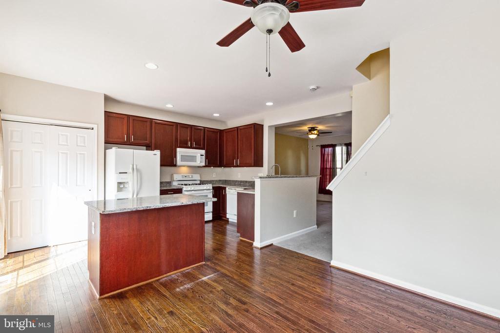 9221 ACER LANE