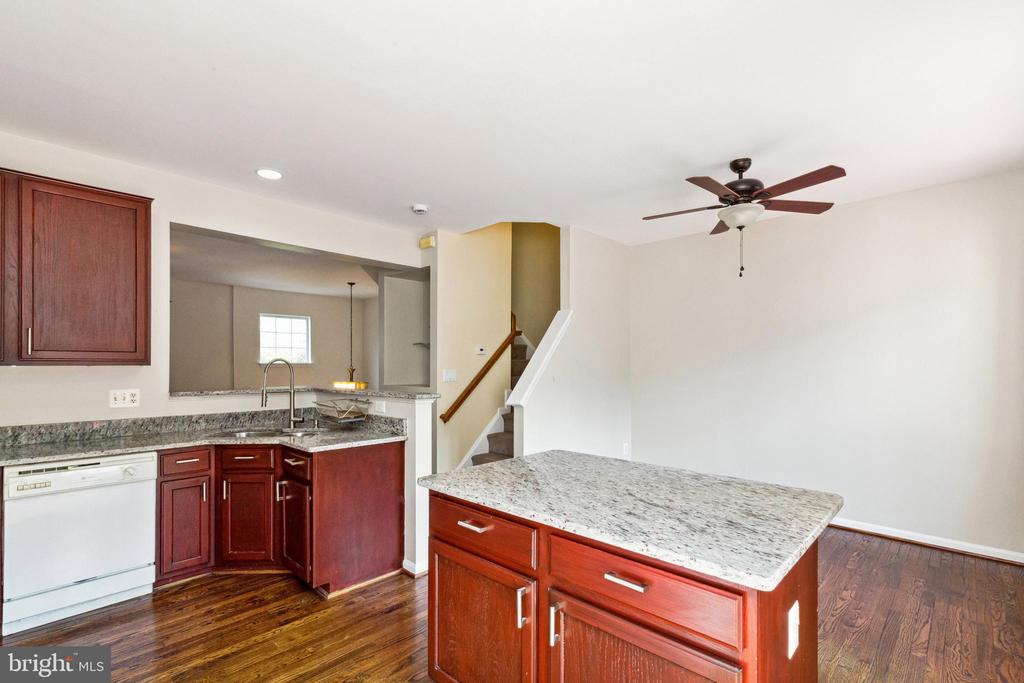 9221 ACER LANE