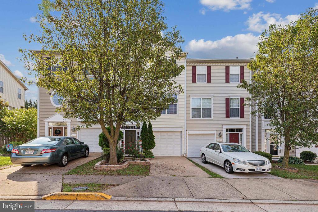 9221 ACER LANE