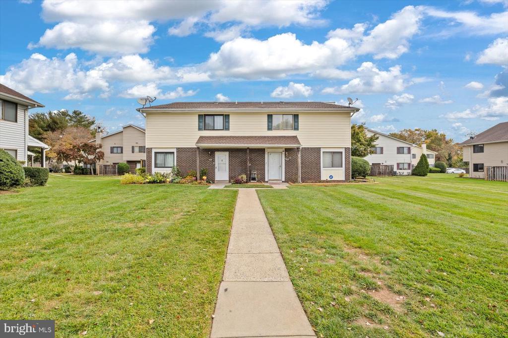 9023 SANDALWOOD DRIVE A