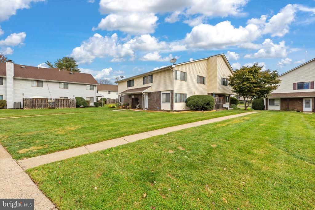 9023 SANDALWOOD DRIVE A