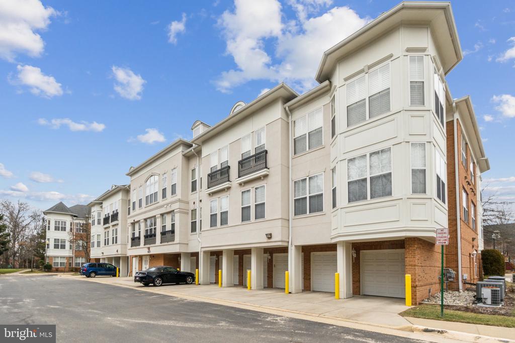 8620 LIBERTY TRAIL 101