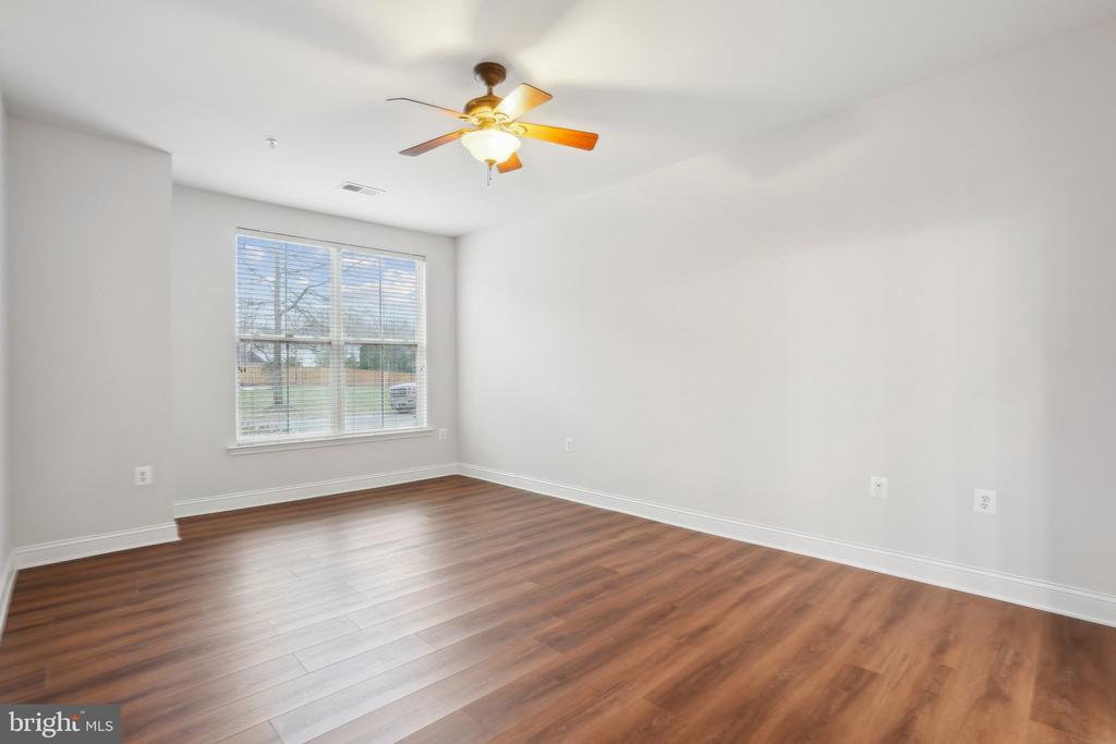 8620 LIBERTY TRAIL 101