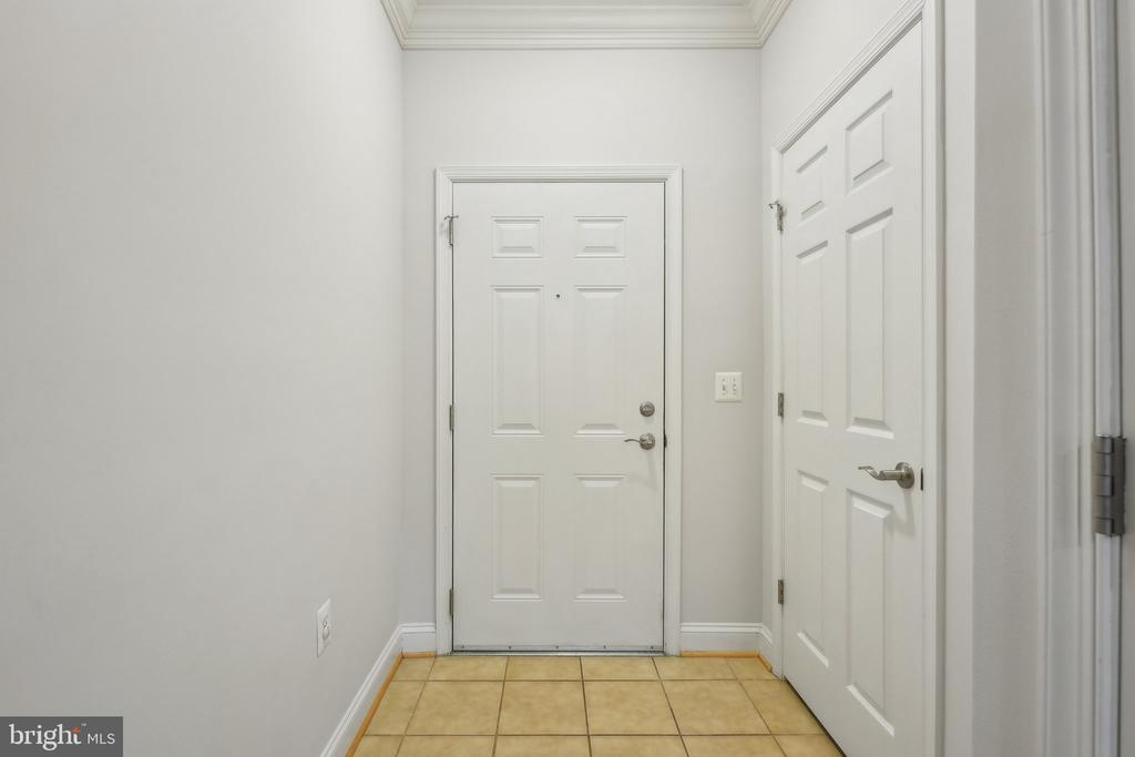 8620 LIBERTY TRAIL 101
